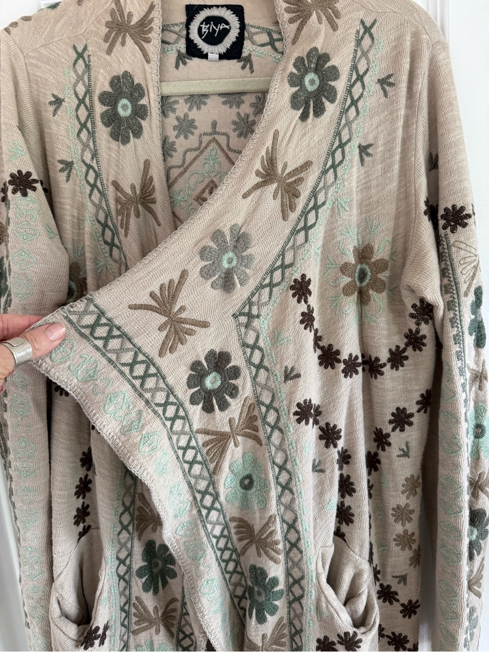 Johnny Was BIYA  Embroidered Open-Front Cardigan S - Picture 2 of 4